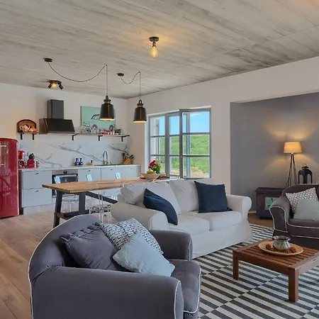 Casa Peru * 罗维尼